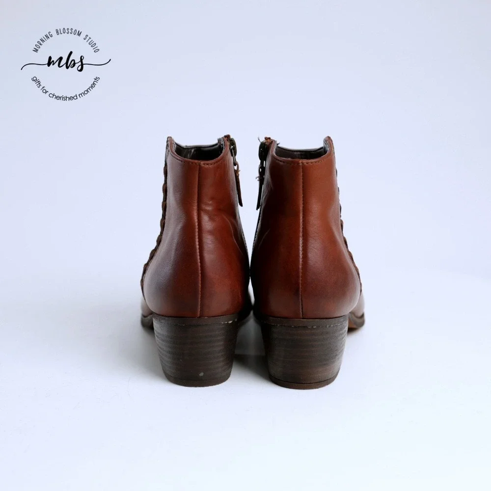 Clarks Maypearl Leather Side Zip Boots Brown Women 8